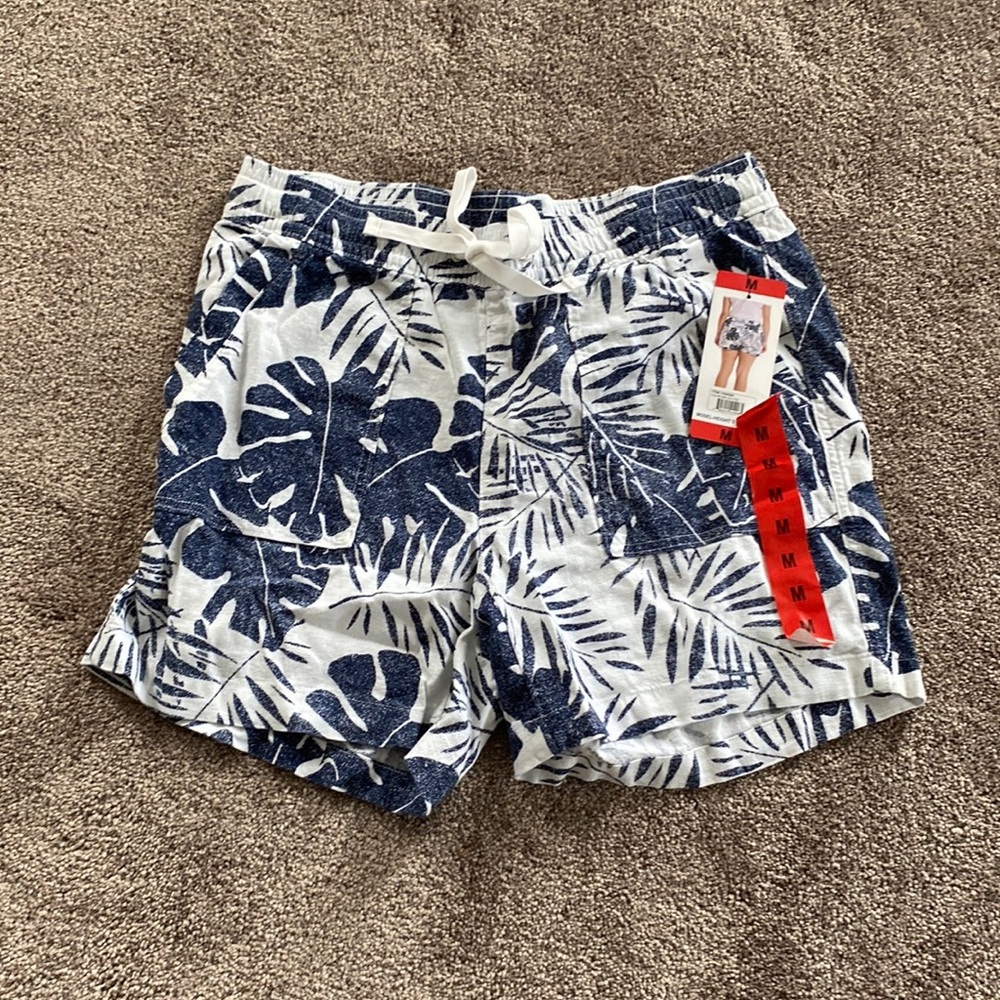Nautica Tropical Print Shorts NWT SIZE M Blue White Pull On Elastic Waist Casual